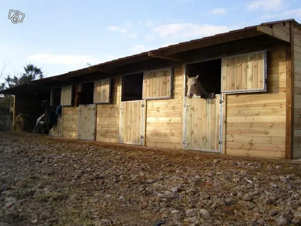 Aux Ecuries d'Has à Le Plessis-l'Évêque, Seine-et-Marne (77)