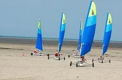 Avel Centre de Char a Voile à Hirel, Ille-et-Vilaine (35)