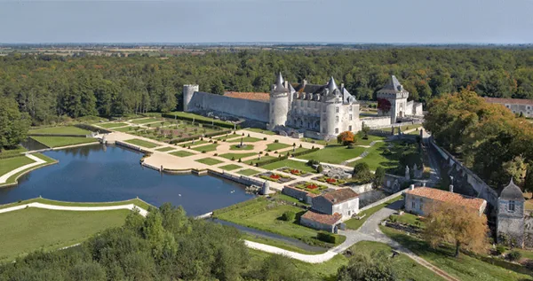 Castle Game - l'Escape Game du Château de la Roche Courbon à Saint-Porchaire, Charente-Maritime (17)
