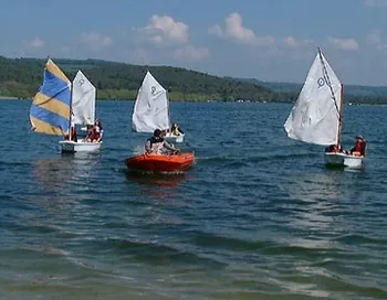 Centre Voile Panthier en Auxois à Vandenesse-en-Auxois, Côte-d'Or (21)