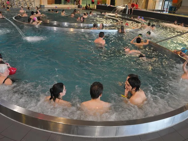 Centre Aqualudique Aquanova America à Saint-Dié-des-Vosges, Vosges (88)