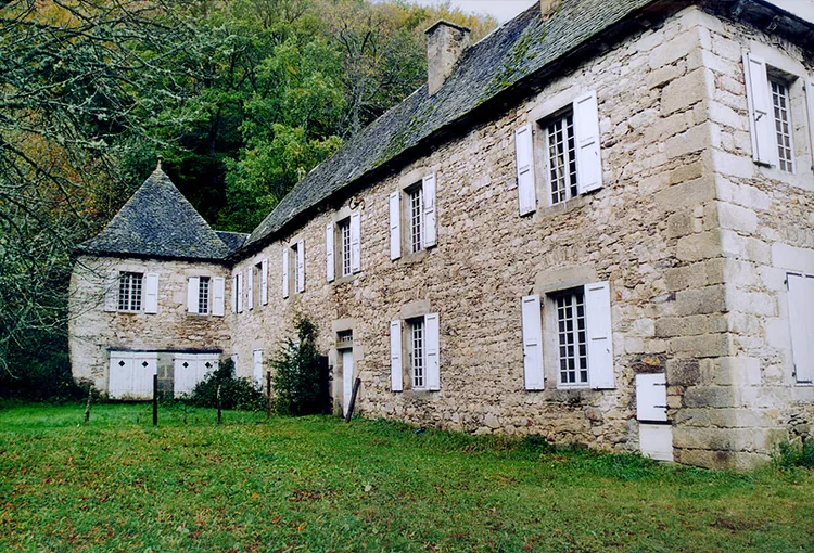 Château de Longevialle à Loubaresse, Cantal (15)