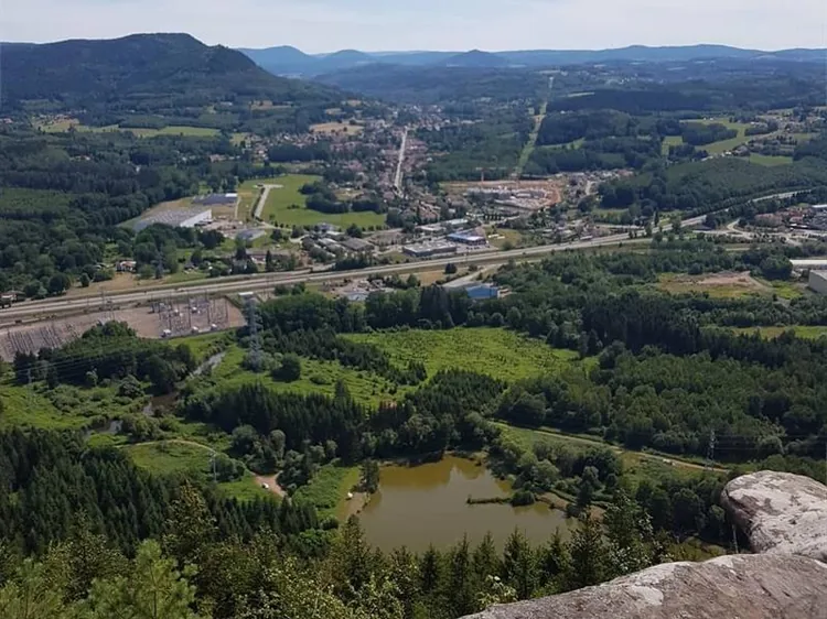 Escalade a la Pierre d'Appel à Étival-Clairefontaine, Vosges (88)