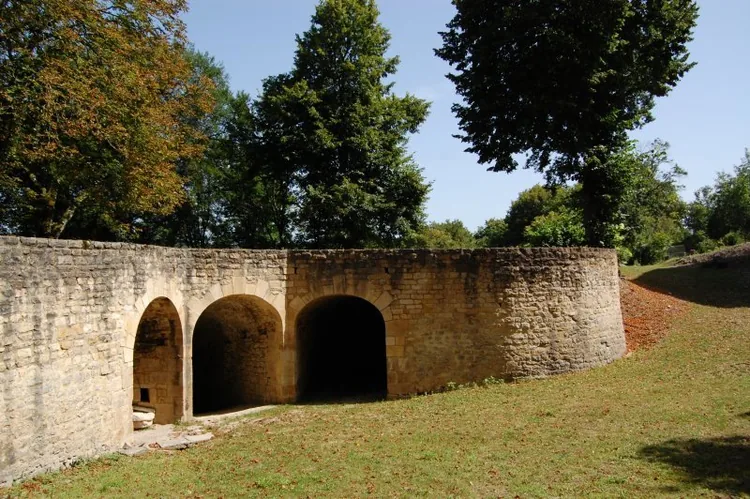 Forteresse de Montrond à Saint-Amand-Montrond, Cher (18)