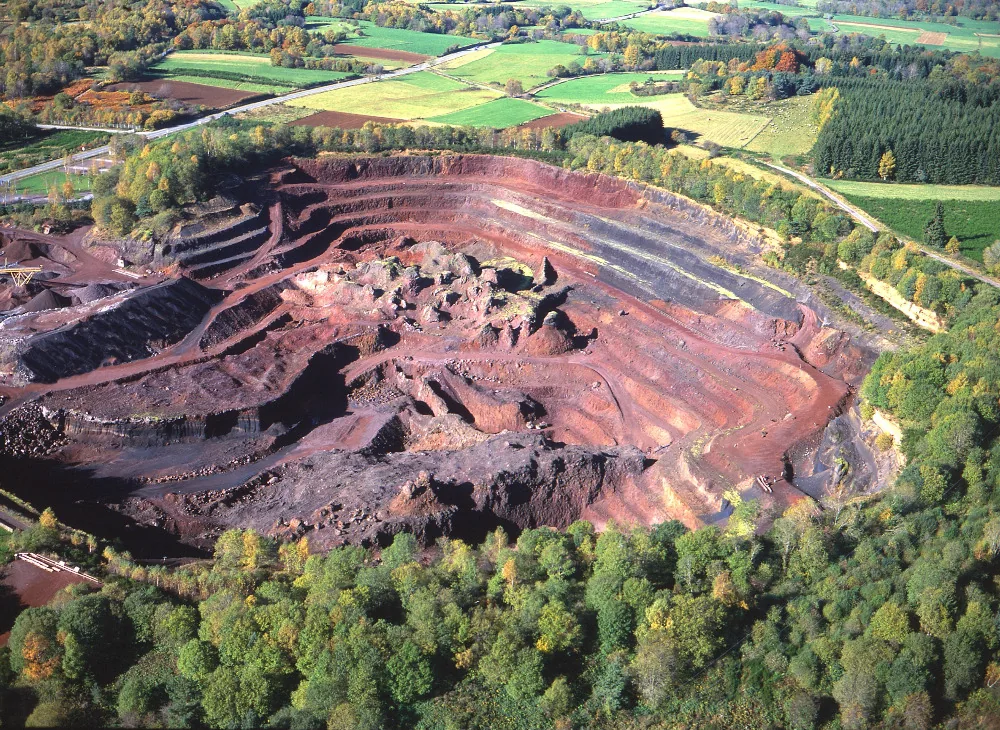 Location de Salles Volcan de Lemptégy à Saint-Ours, Puy-de-Dôme (63)