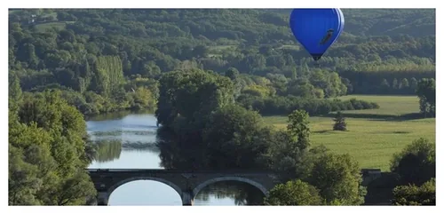 Perigord Dordogne Montgolfieres à Saint-Cyprien, Dordogne (24)