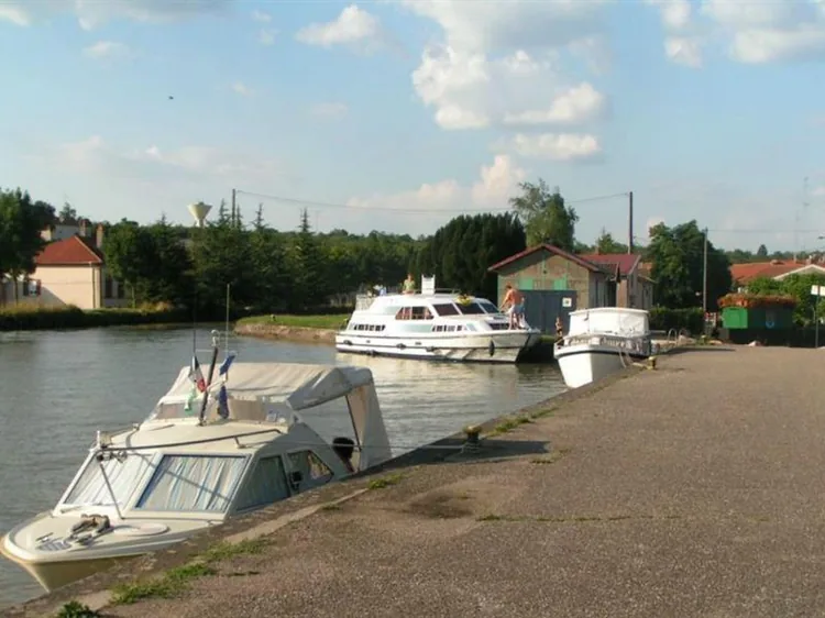 Port de Plaisance de Einville Au Jard à Einville-au-Jard, Meurthe et Moselle (54)